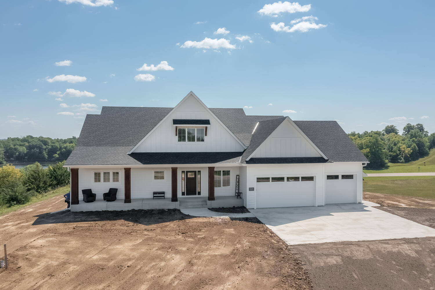2-1653 Bolton Dr NW Buffalo MN-large-001-002-Exterior Front-1500×1000-72dpi