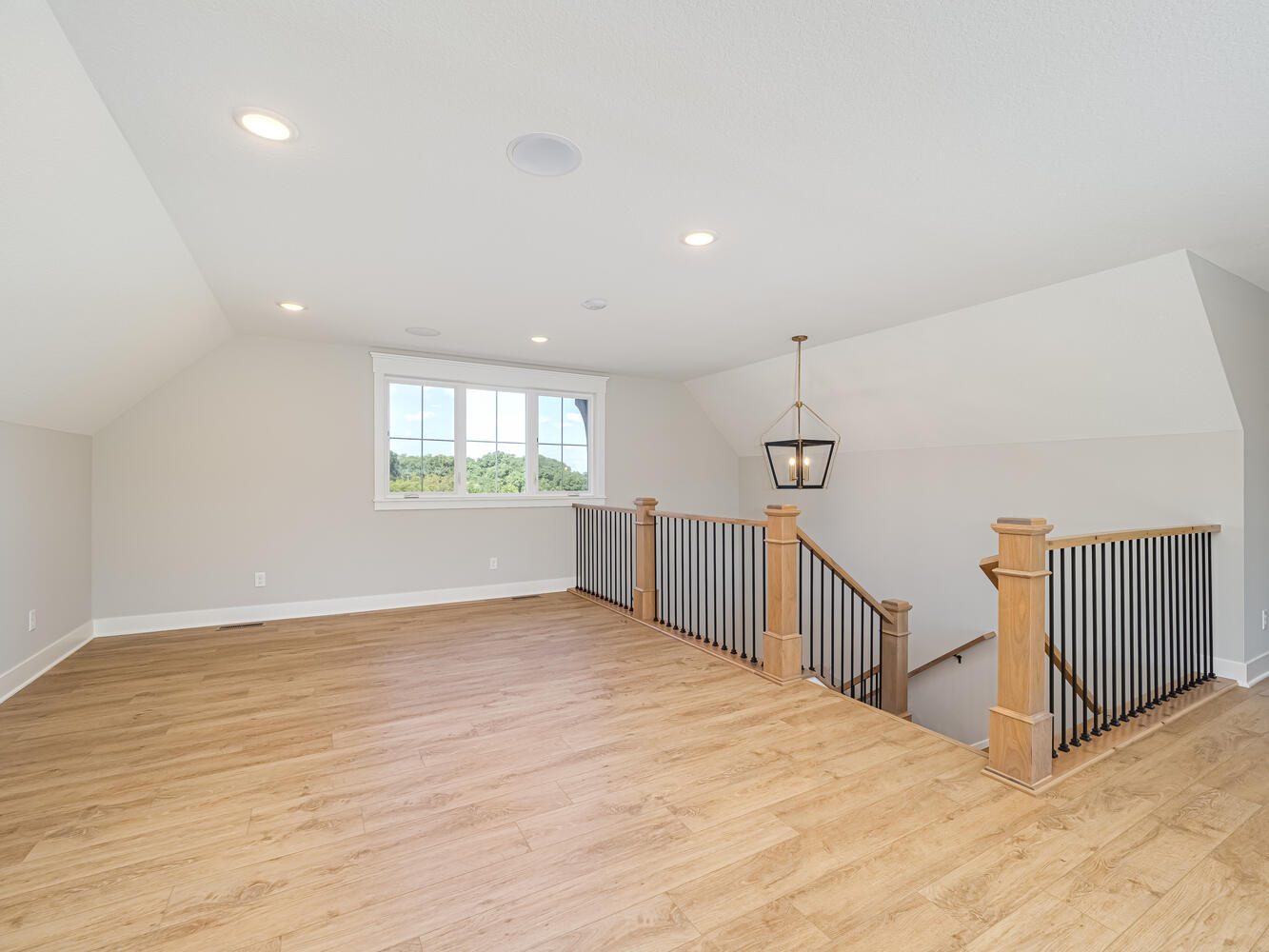 21-1653 Bolton Dr NW Buffalo MN-large-043-015-Loft-1334×1000-72dpi-1