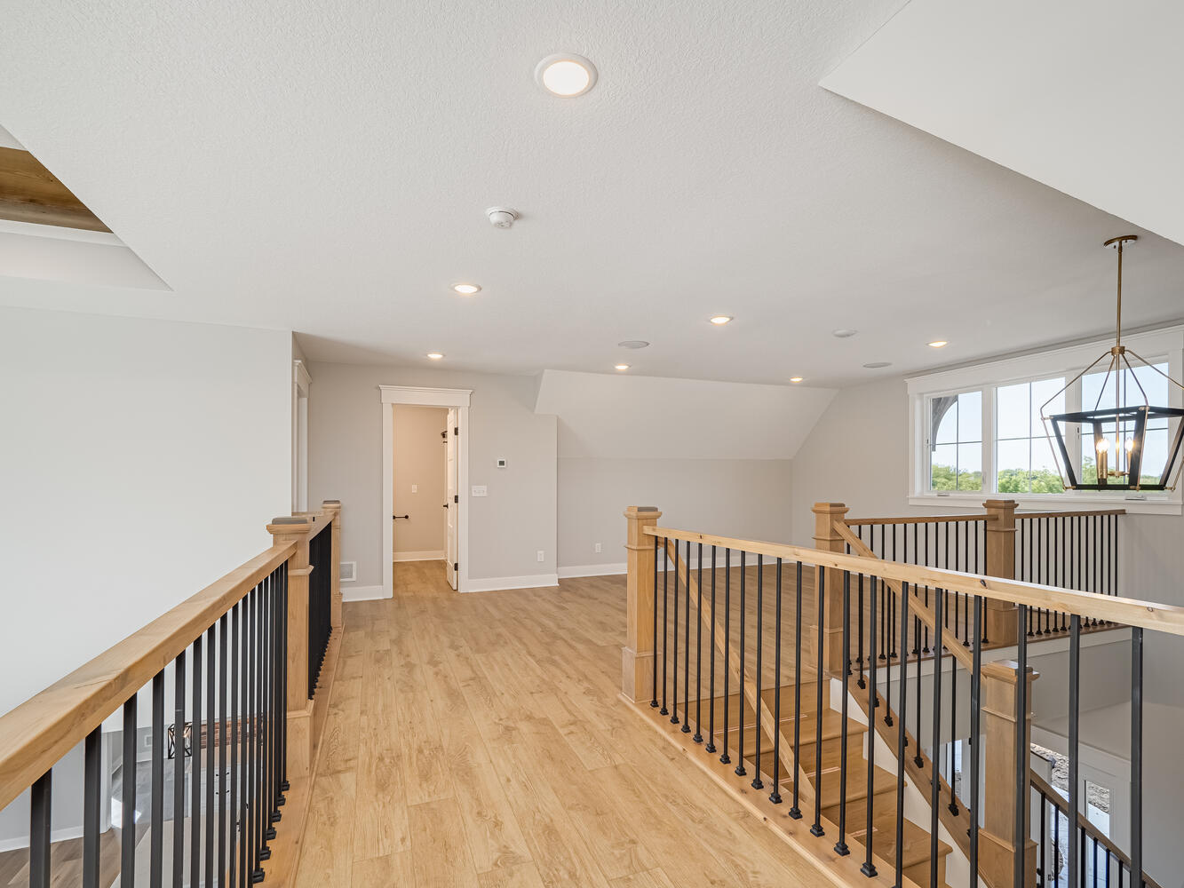 22-1653 Bolton Dr NW Buffalo MN-large-045-025-Loft-1334×1000-72dpi